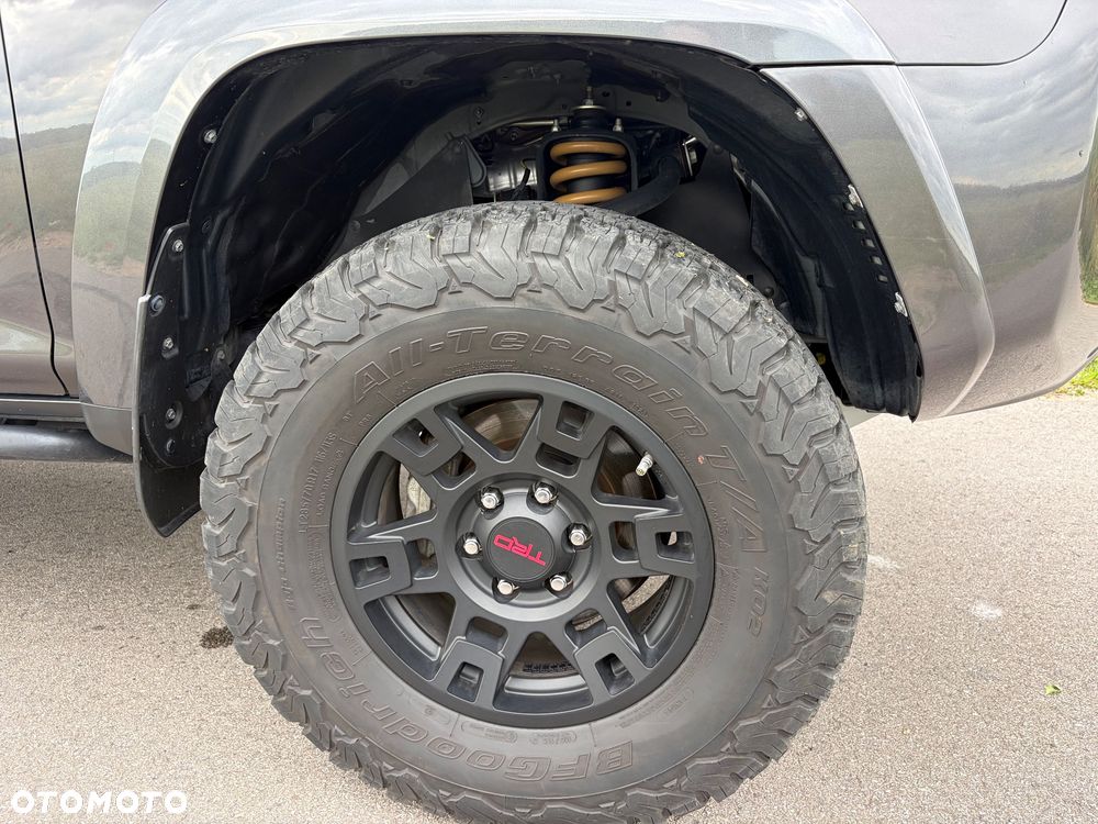 Toyota 4-Runner - 12