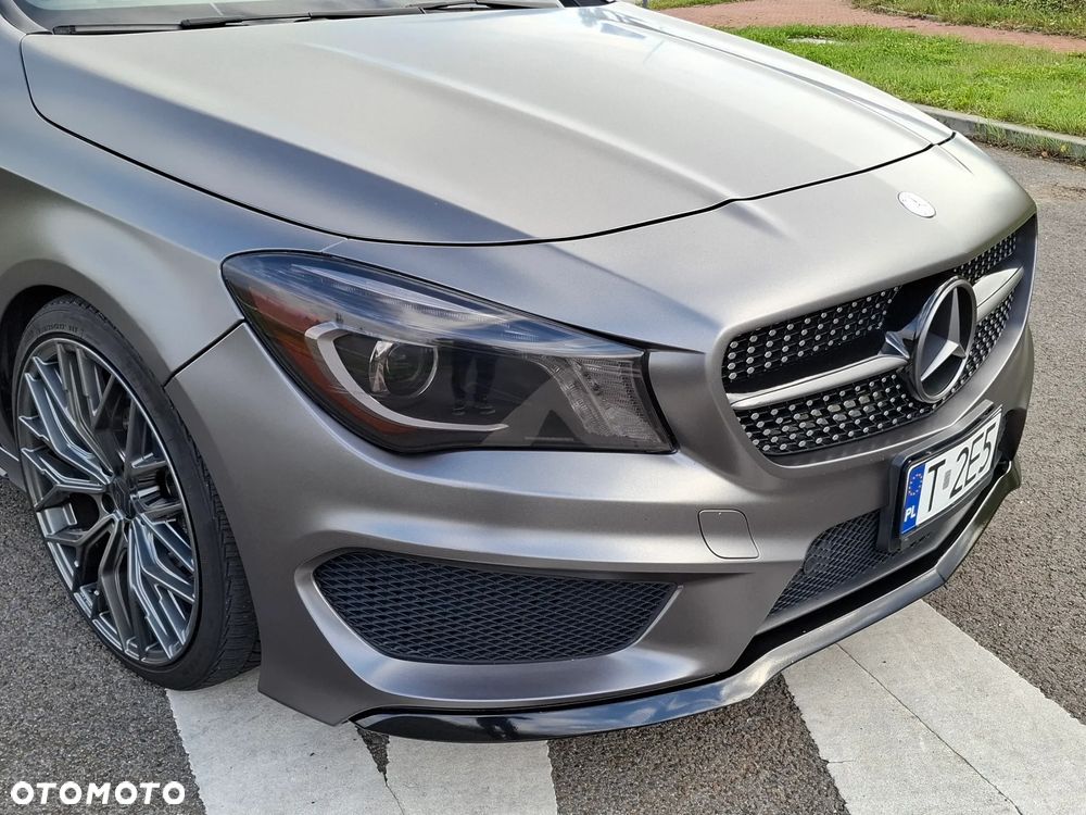 Mercedes-Benz CLA 250 7G-DCT AMG Line - 22