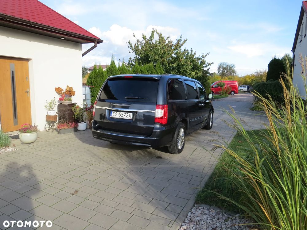 Chrysler Town & Country 3.6 Limited - 3