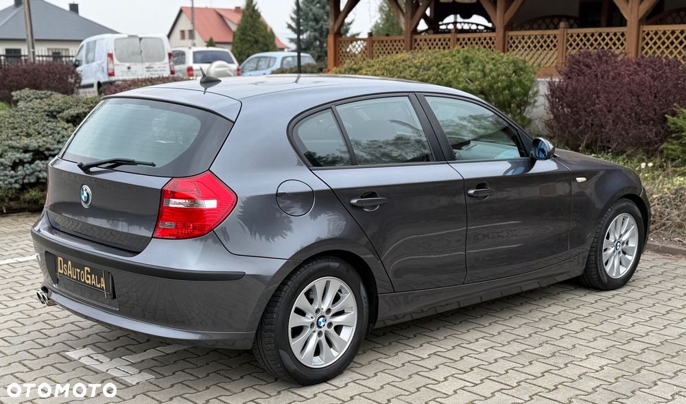 BMW Seria 1 116i - 10