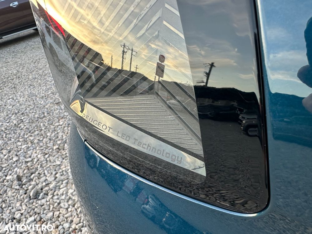 Peugeot 5008 1.5 BlueHDI s&s EAT8 Active - 26