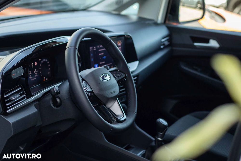 Ford Transit Connect - 10