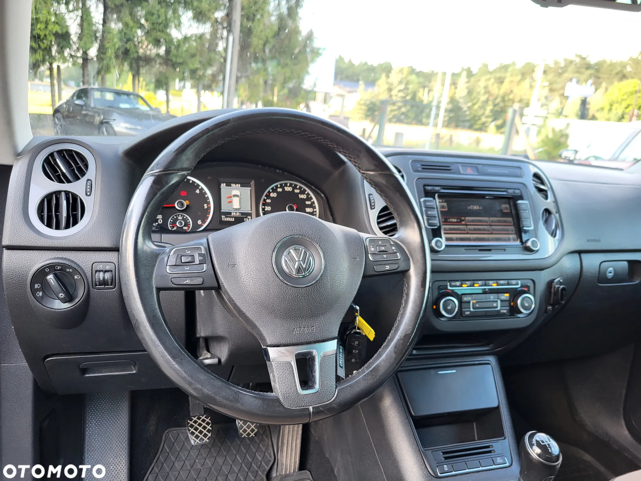 Volkswagen Tiguan 2.0 TDI DPF 4Motion Exclusive - 9