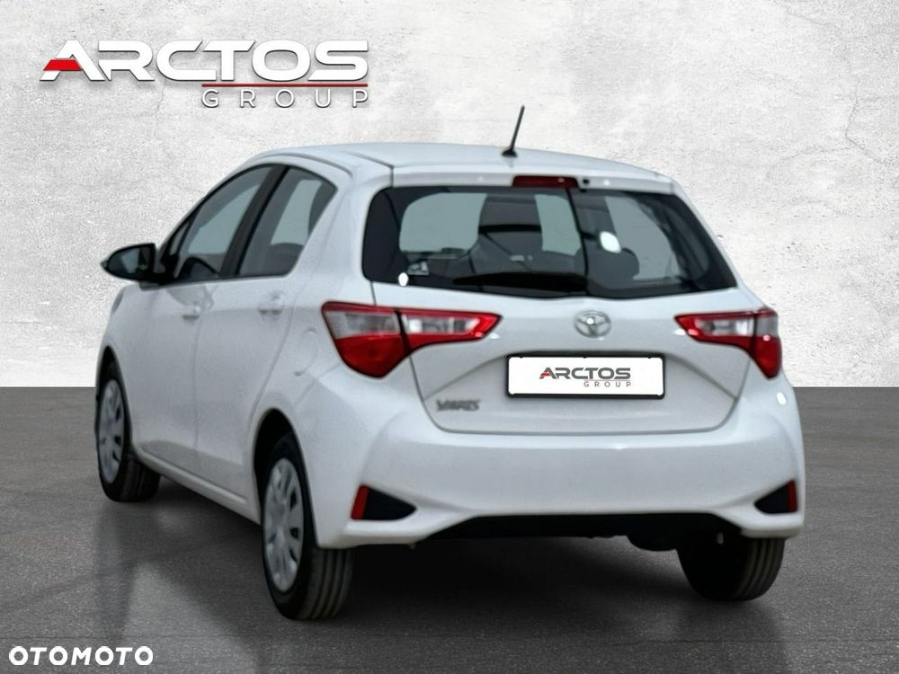 Toyota Yaris - 8