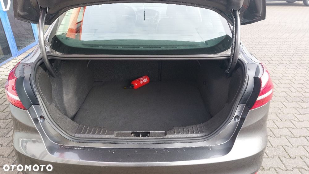 Ford Focus 1.5 EcoBoost Trend ASS PowerShift - 12