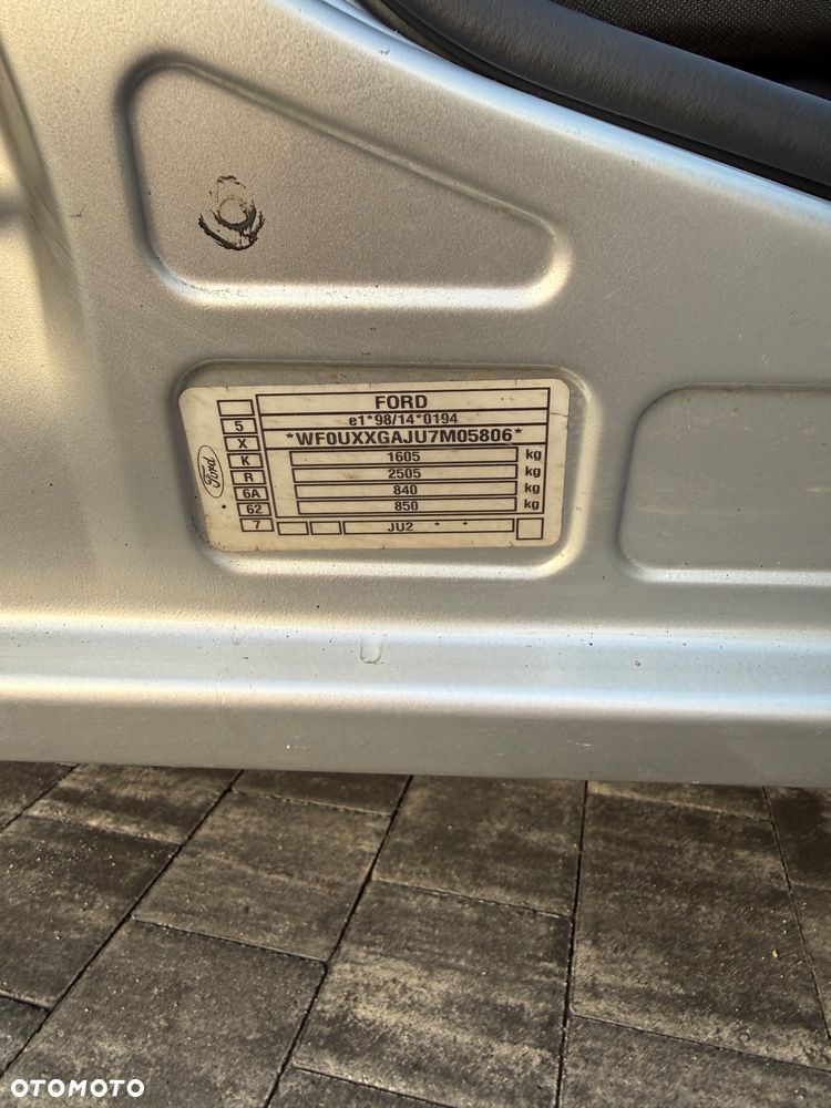 Ford Fusion 1.4 Ambiente - 25