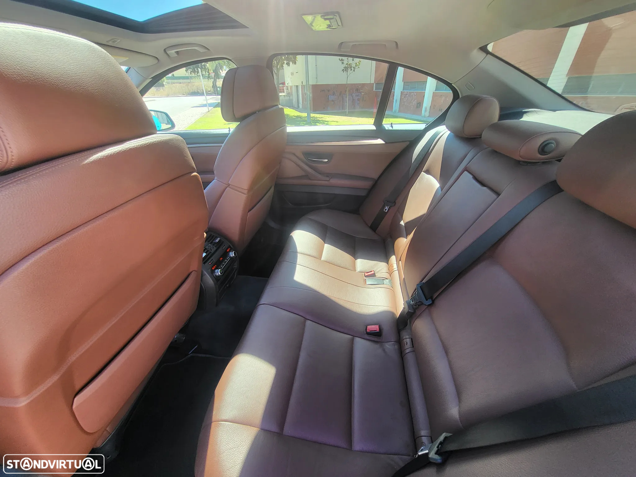 BMW 525 d Auto - 11
