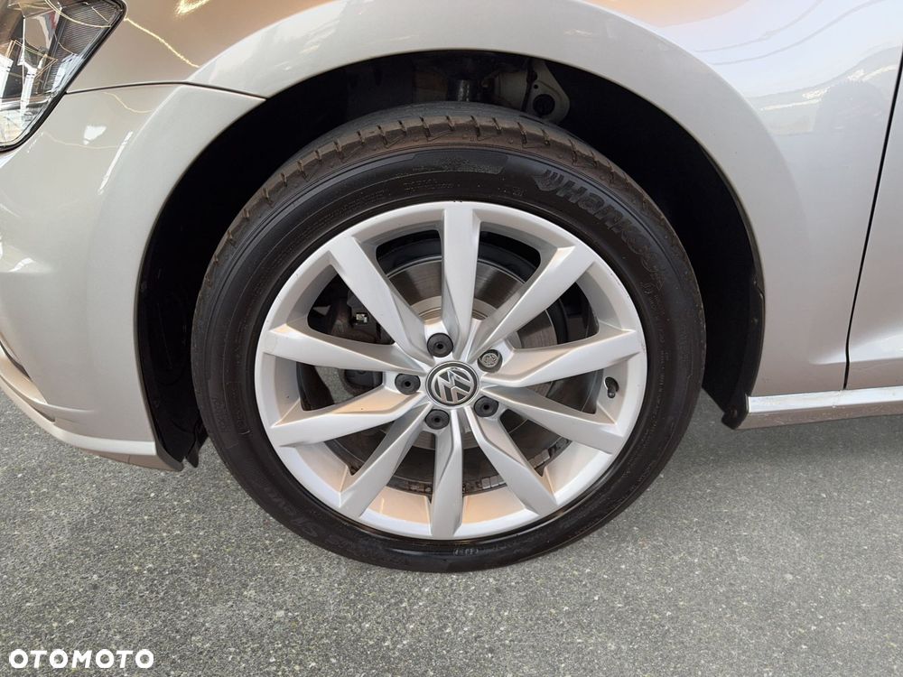 Volkswagen Golf Variant - 10