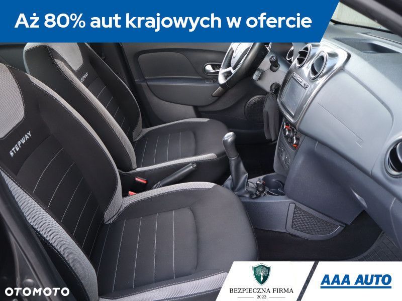 Dacia Sandero - 10