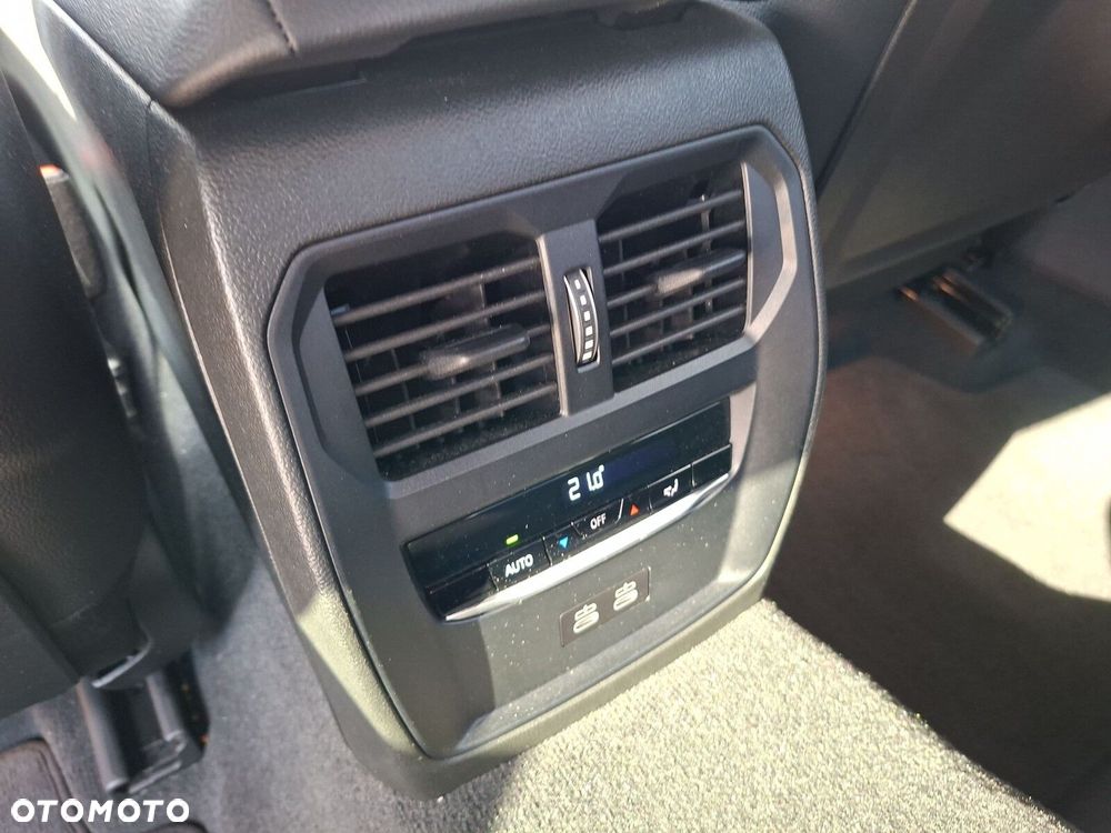 BMW Seria 3 - 16