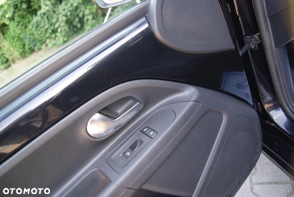 Volkswagen up! ASG move - 21