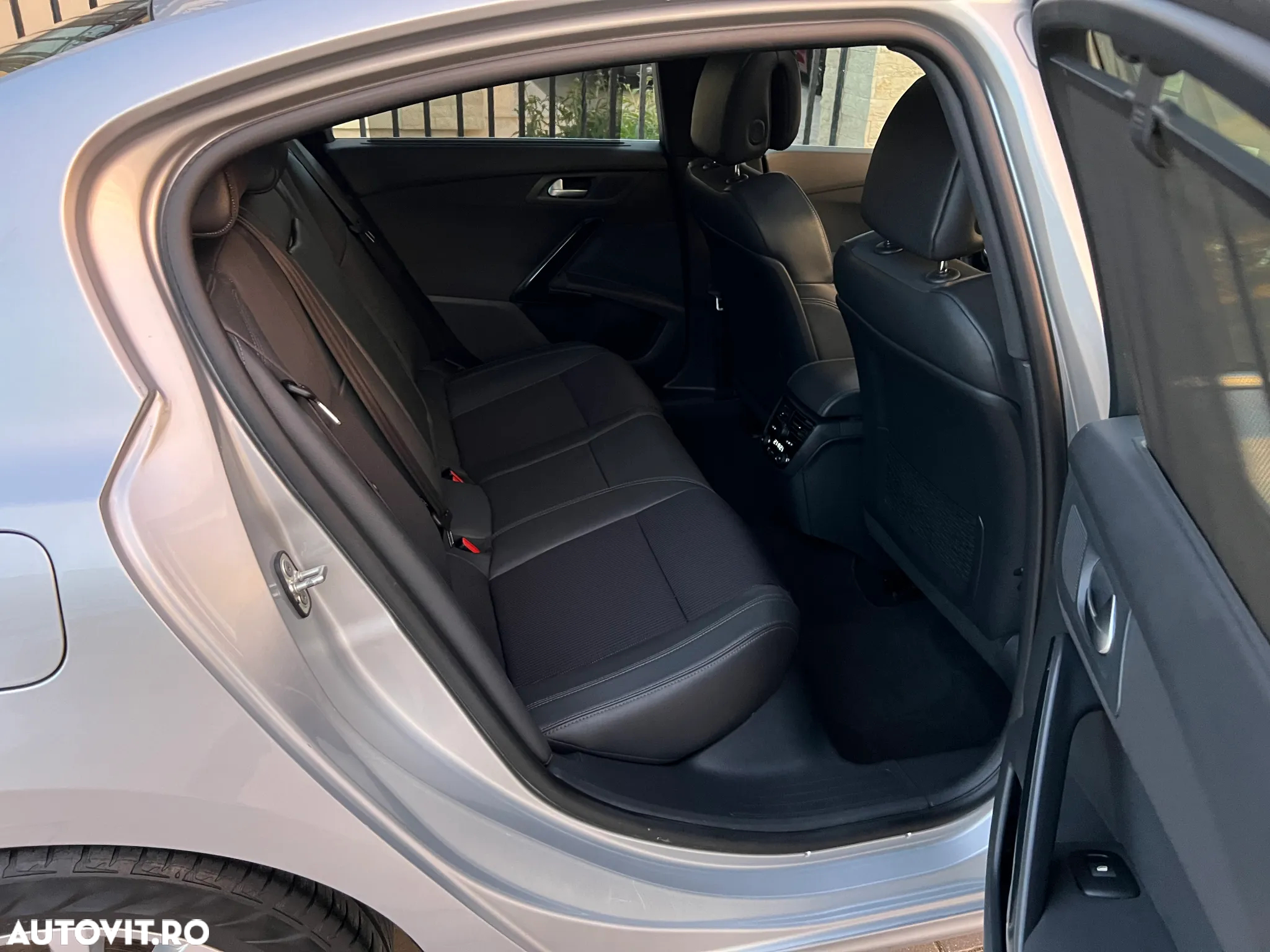 Peugeot 508 1.6 e-HDI FAP STT Active - 10