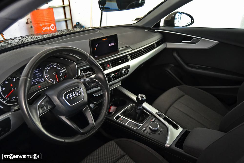 Audi A4 Avant 2.0 TDI - 13