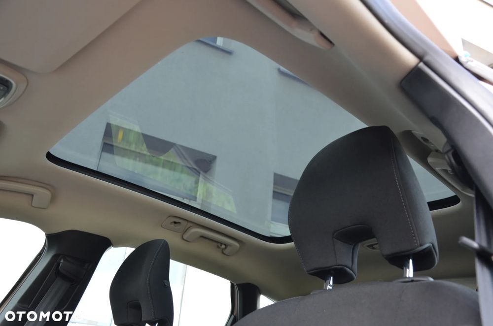 Volvo V40 Cross Country T4 Momentum - 20