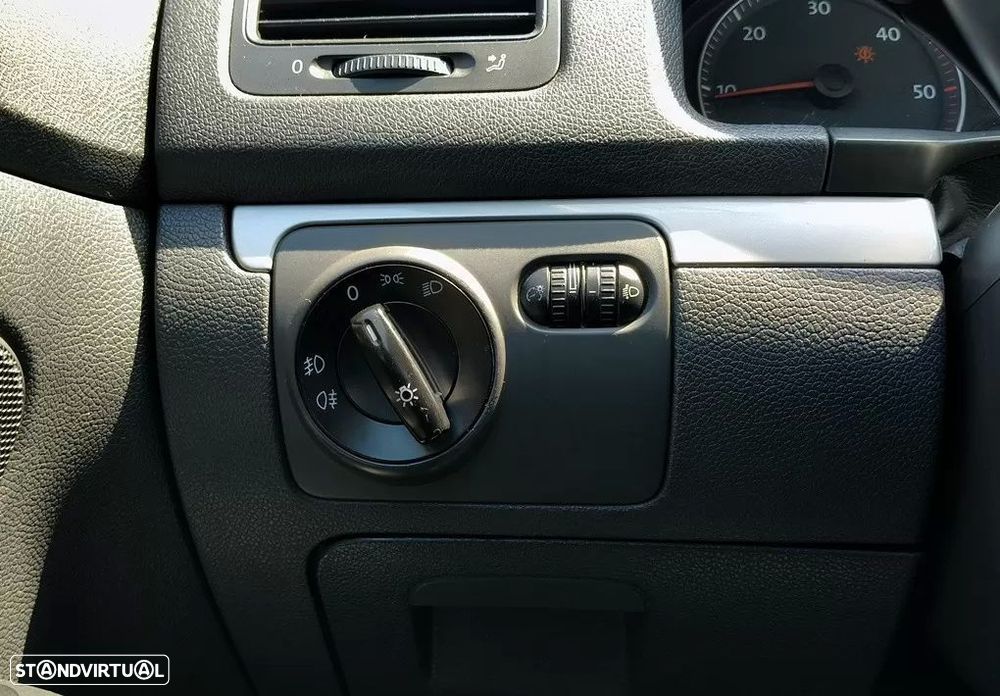 VW Golf 2.0 TDi Sport - 23