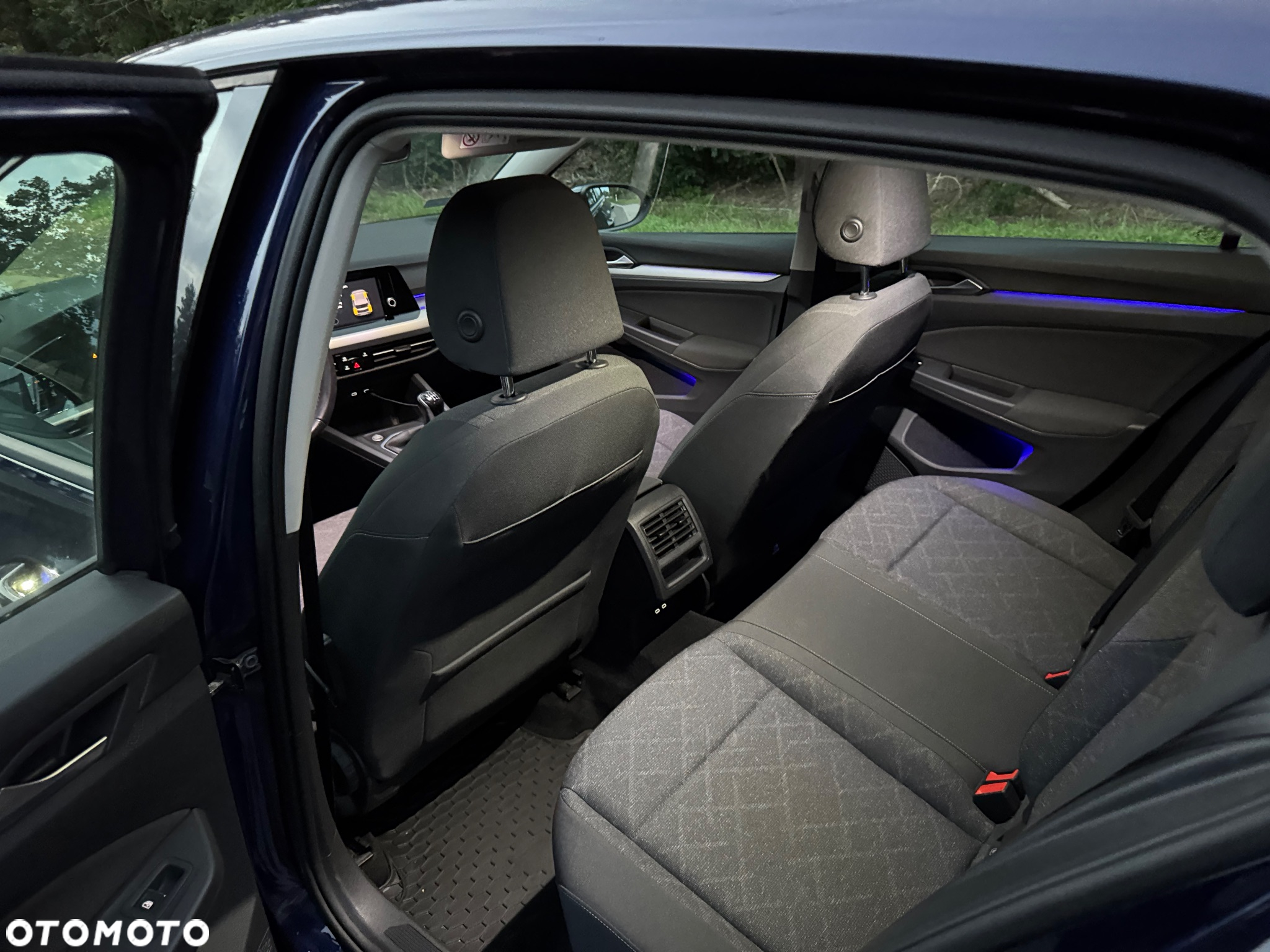 Volkswagen Golf VIII 1.5 TSI EVO Life - 12