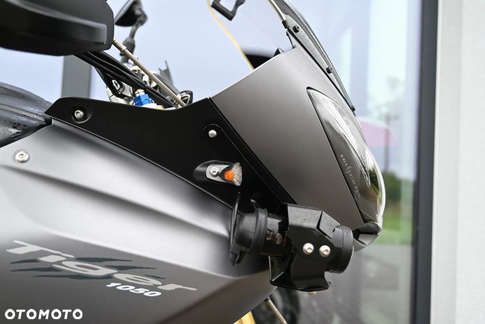Triumph Tiger - 18