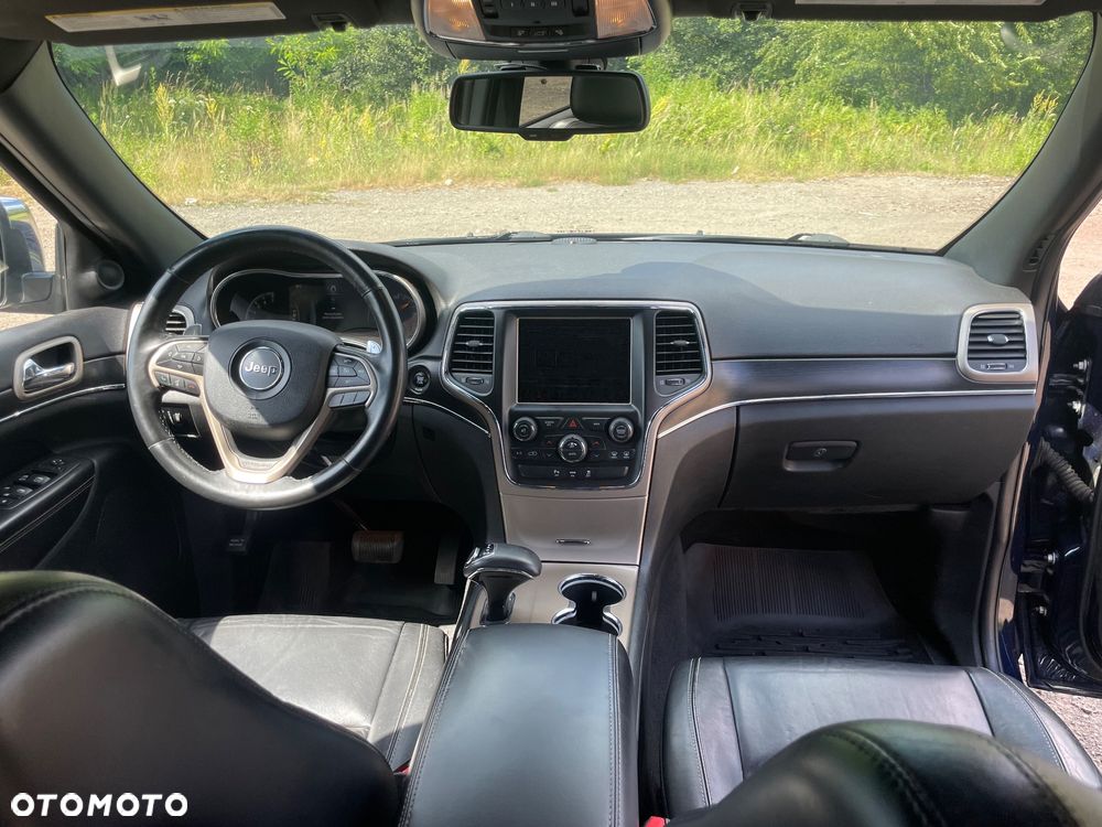 Jeep Grand Cherokee - 18