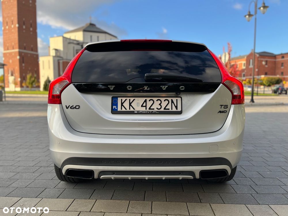 Volvo V60 T5 Drive-E Momentum - 12