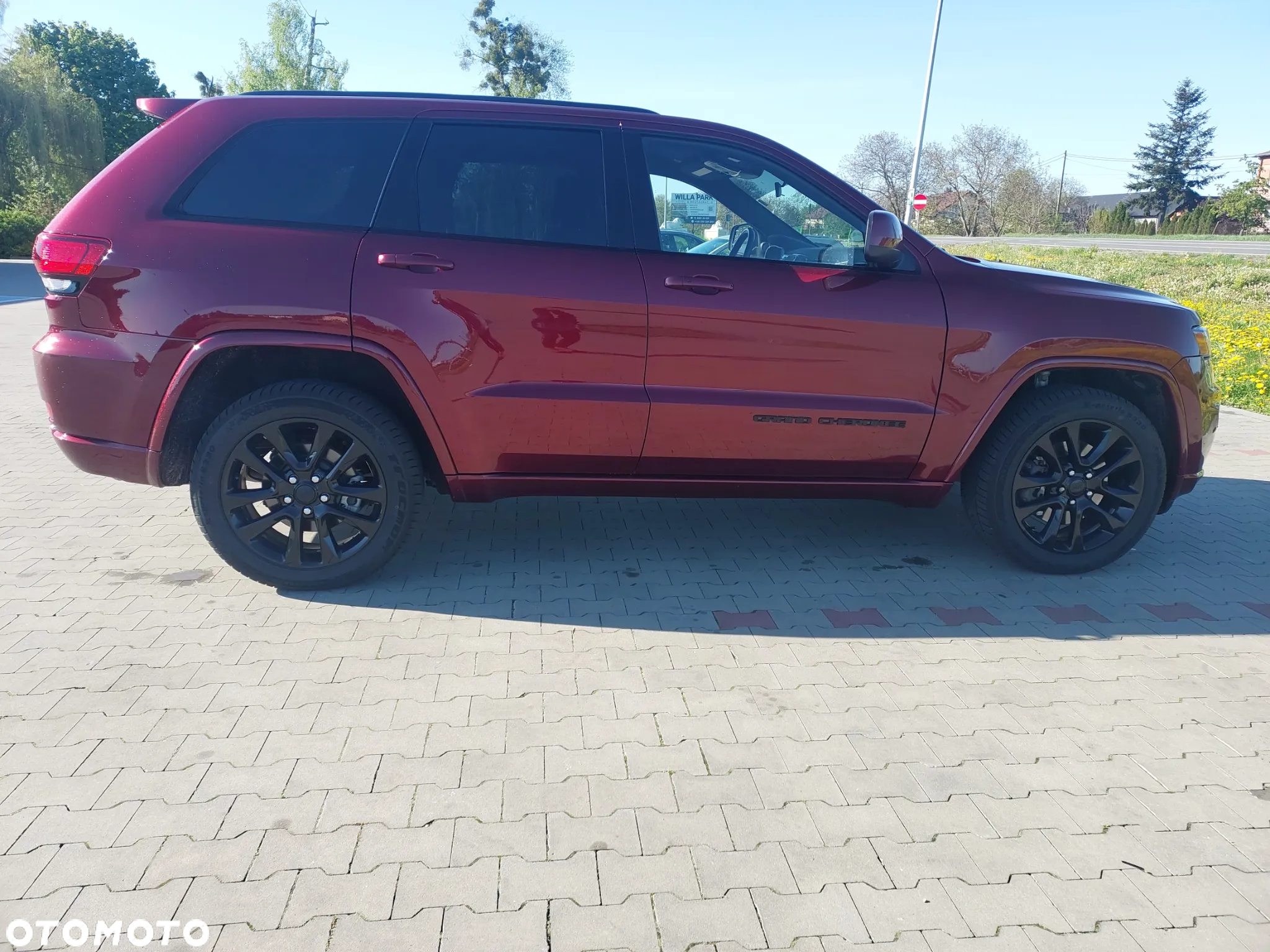 Jeep Grand Cherokee - 8