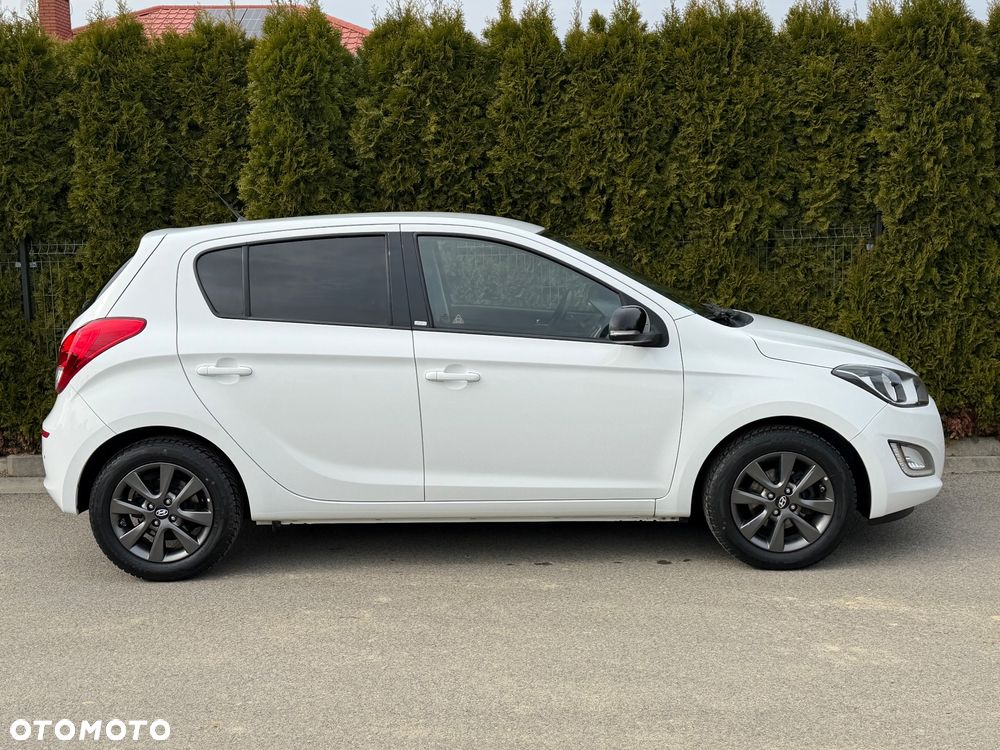 Hyundai i20 1.2 Fifa World Cup Edition - 3