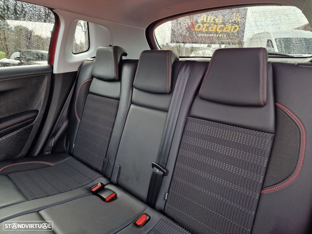 Peugeot 2008 1.2 PureTech GT Line - 12