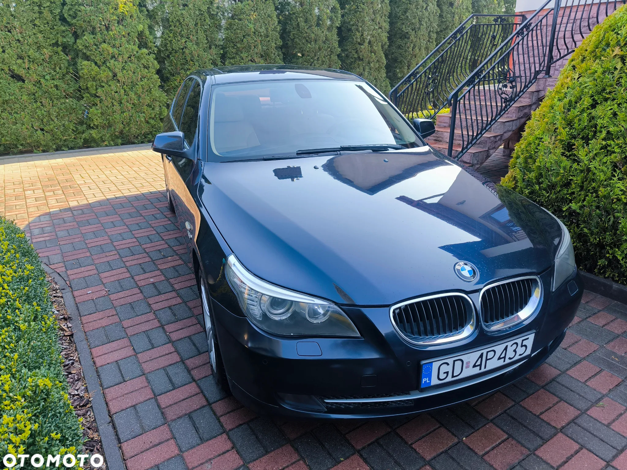 BMW Seria 5 528i - 4