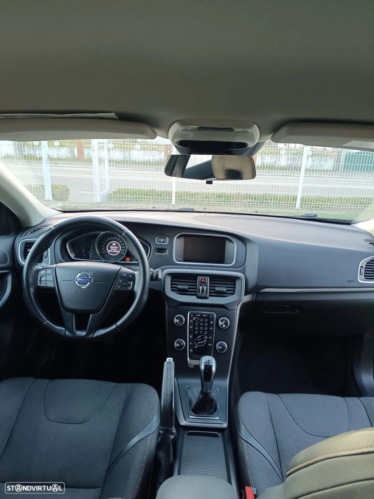 Volvo V40 - 15