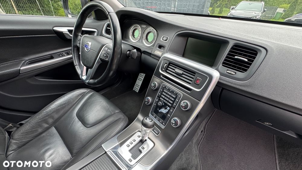 Volvo S60 T6 AWD Summum - 33