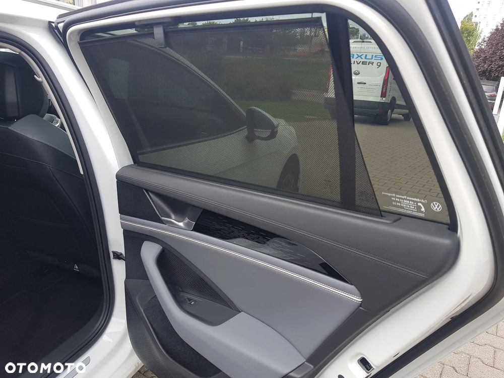 Volkswagen Passat - 29