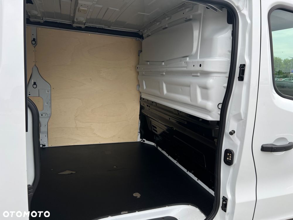 Renault Trafic L2H1 - 19
