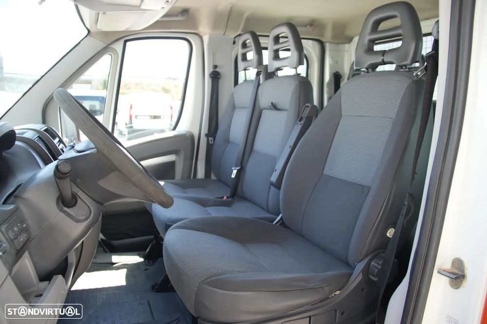 Peugeot Boxer 7Lugares 2.2HDI 120cv - 7