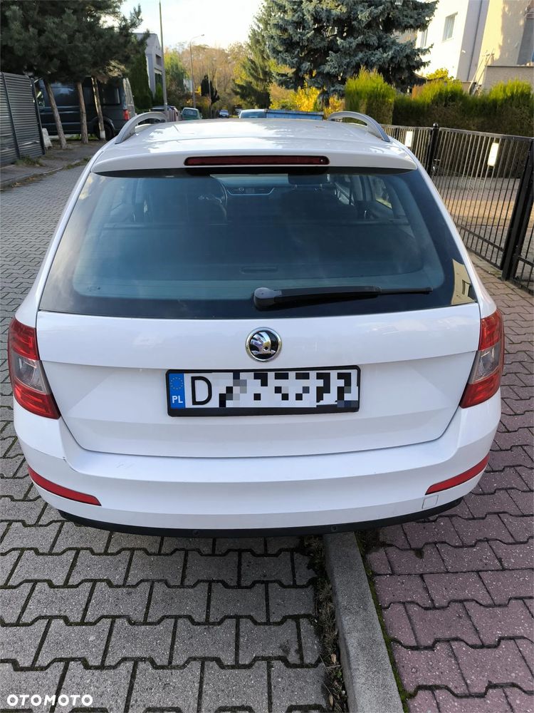 Skoda Octavia 1.6 TDI Ambition - 7