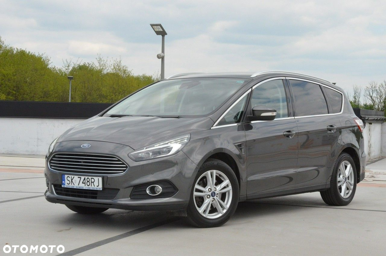 Ford S-Max 2.0 TDCi 4WD Titanium PowerShift - 7