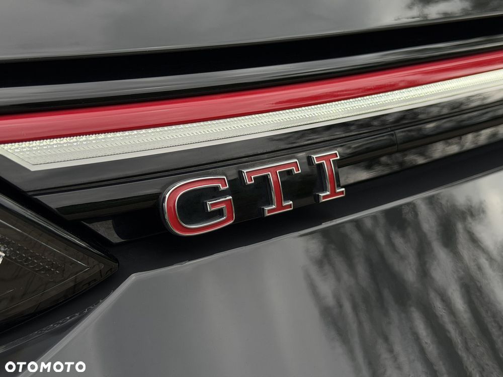 Volkswagen Golf 2.0 TSI OPF DSG GTI - 37