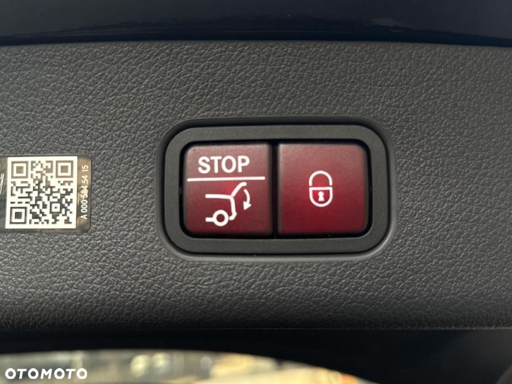 Mercedes-Benz GLC - 26