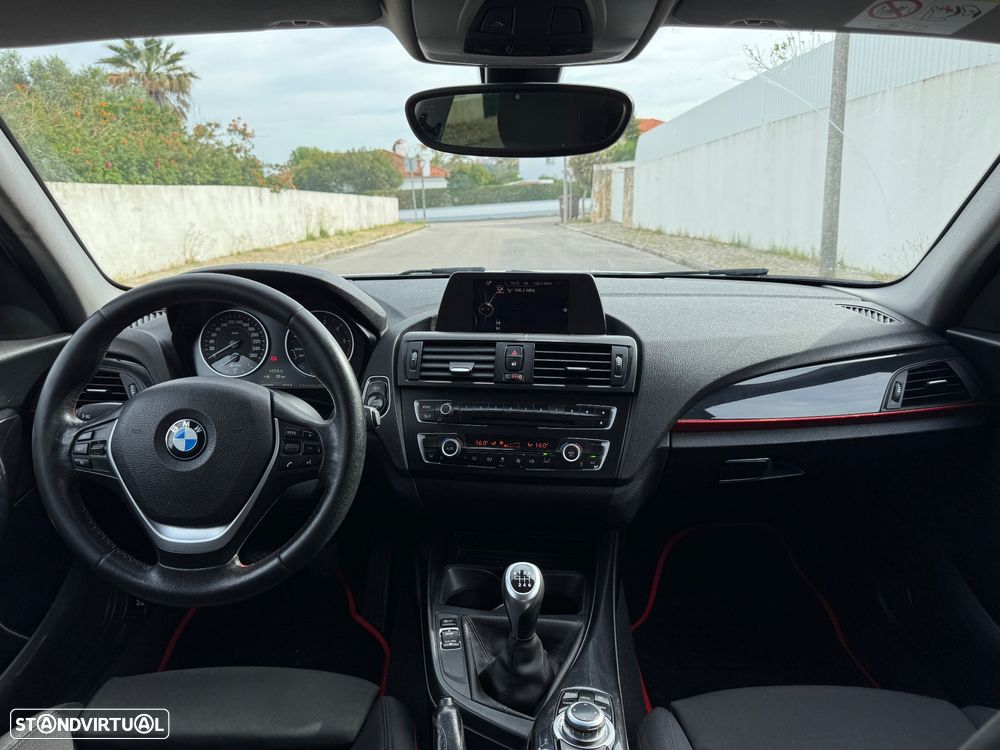 BMW 118 d Sport Line - 16