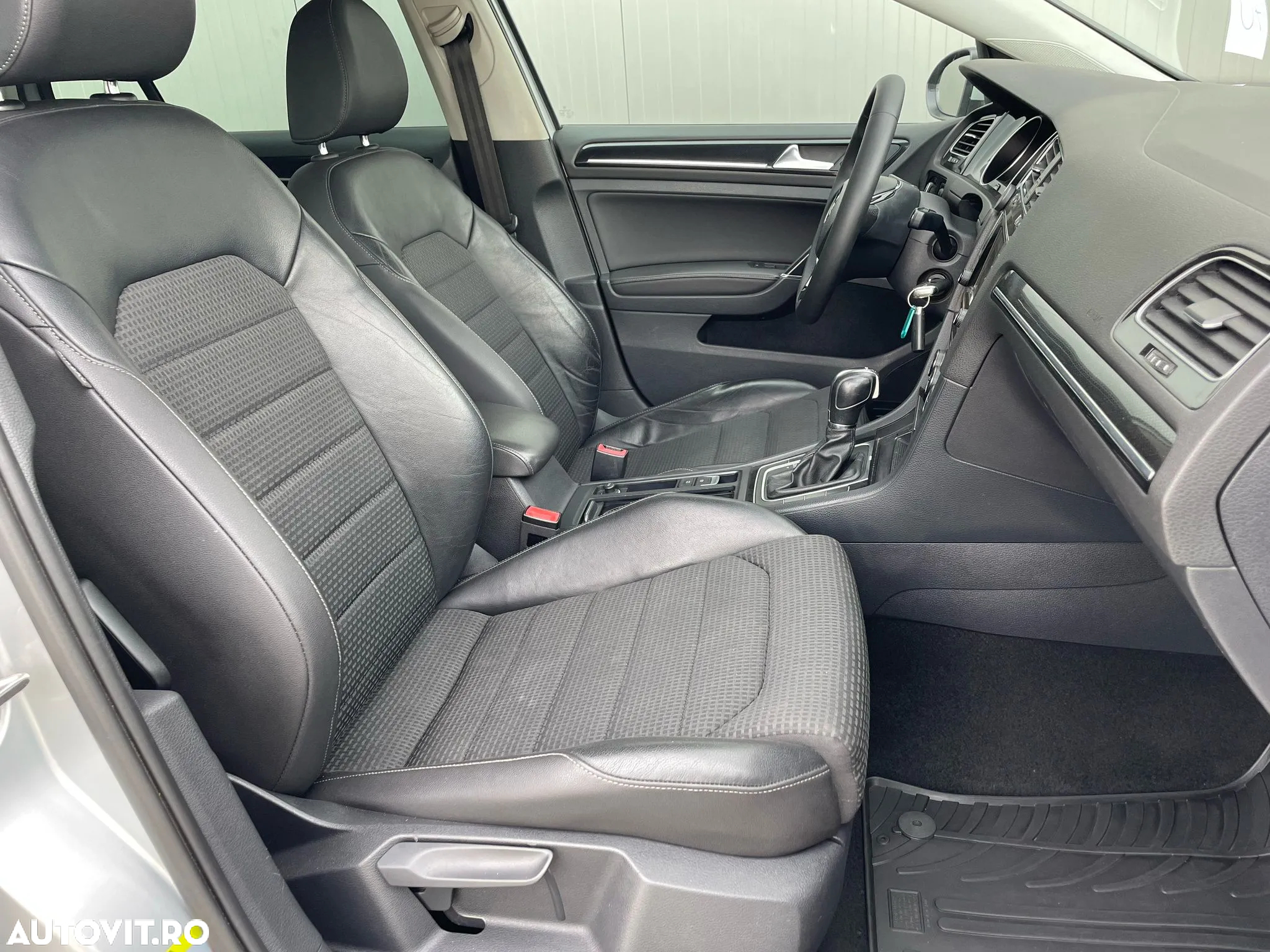 Volkswagen Golf 1.4 TSI BlueMotion Technology DSG Highline - 13
