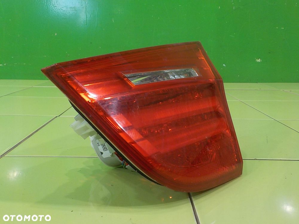 BMW 3 E90 LIFT 2.0 D 11r SEDAN 4D lampa prawa tyl - 7
