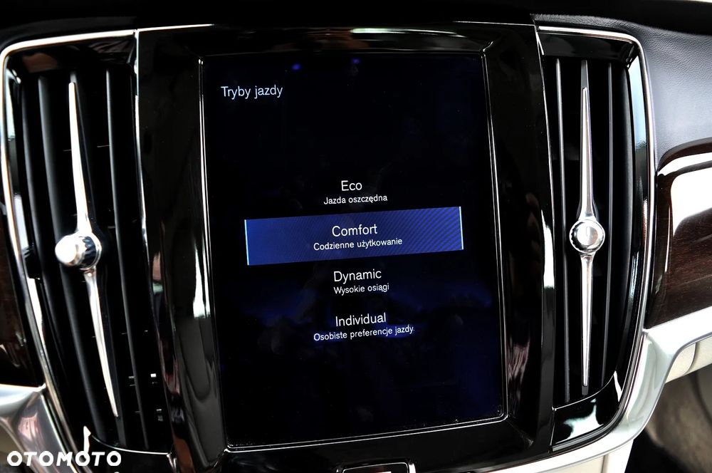 Volvo S90 D4 Inscription - 30