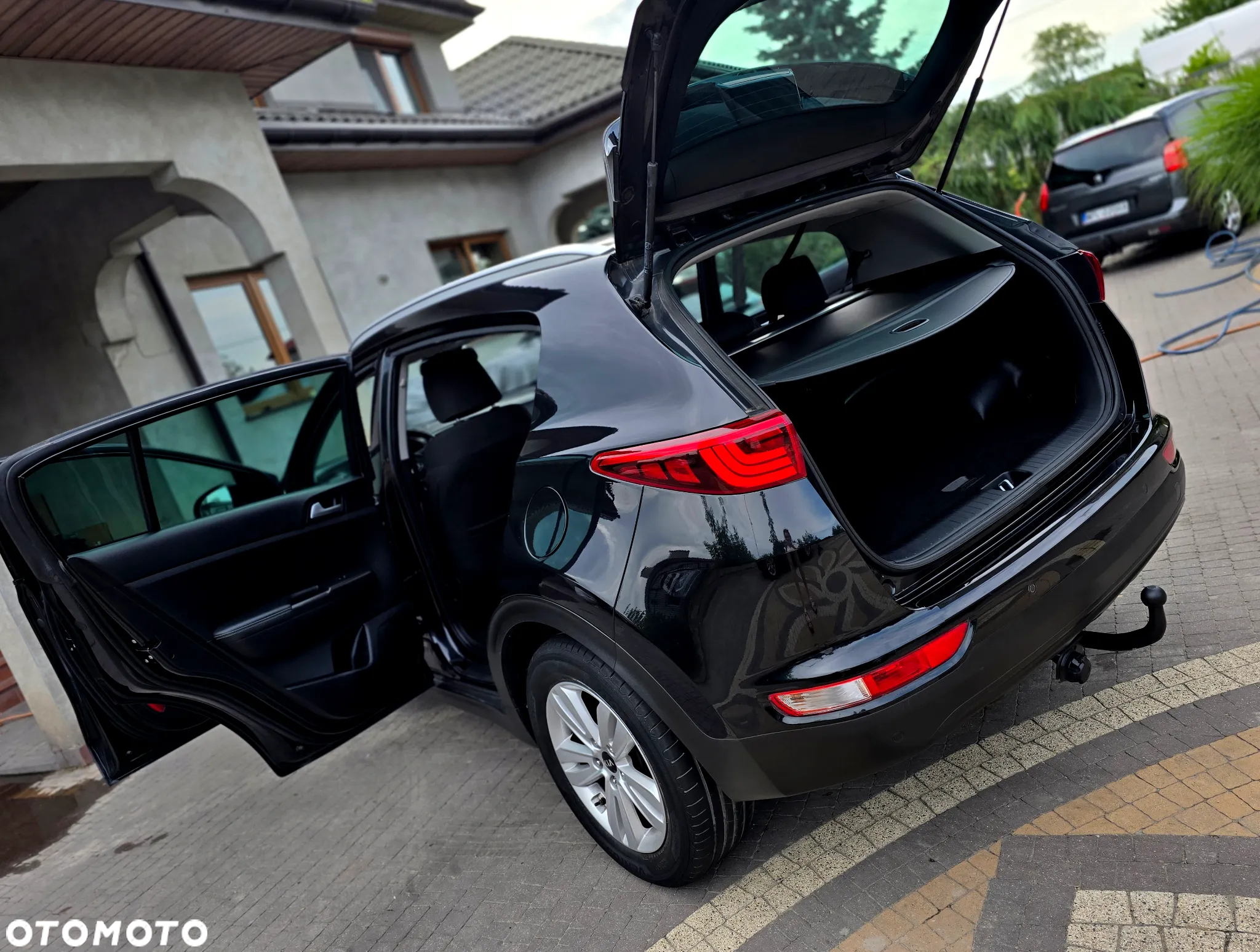 Kia Sportage - 11