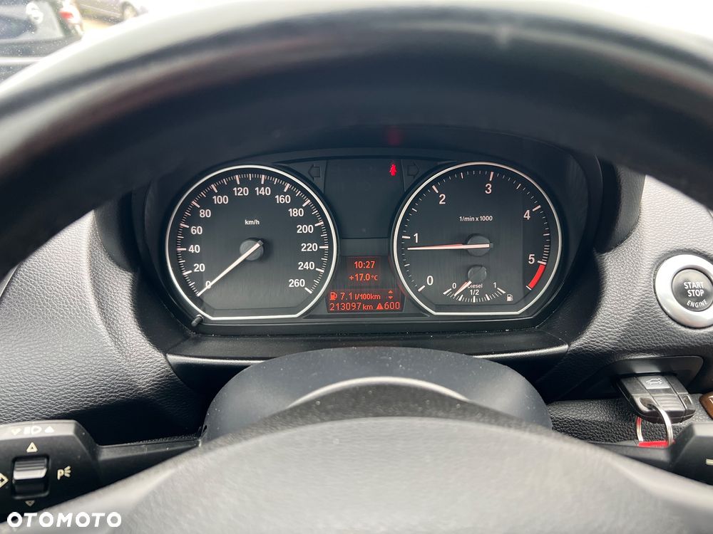 BMW Seria 1 123d - 30