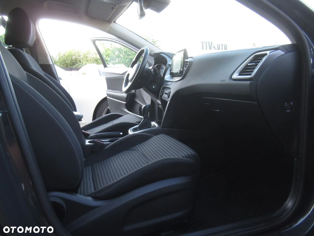 Kia Ceed 1.5 T-GDI M - 9