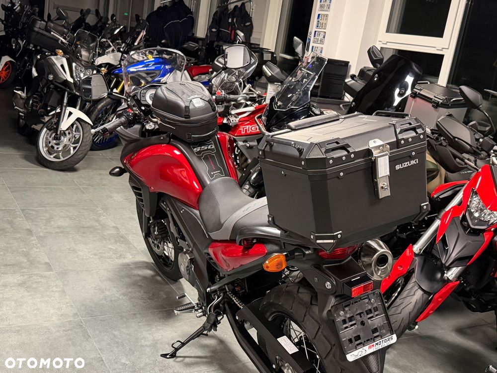 Suzuki V-STROM - 30