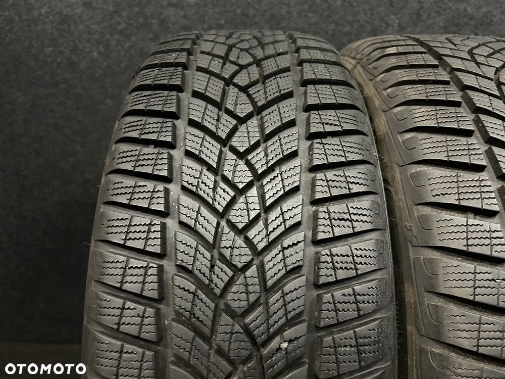 Opony zimowe Goodyear UltraGrip Performance+ 215/45/20 95T 2szt. Jak Nowe! - 2