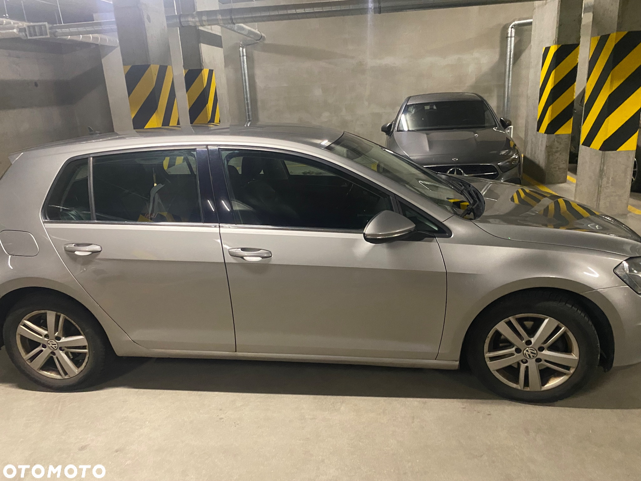 Volkswagen Golf 1.6 TDI DPF Comfortline - 2
