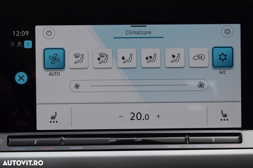 Volkswagen Golf 2.0 TDI Life - 22