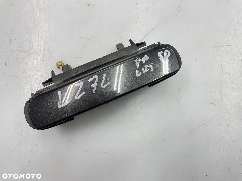 Klamka prawy przód/tył Audi A3 8P LZ7L - 1