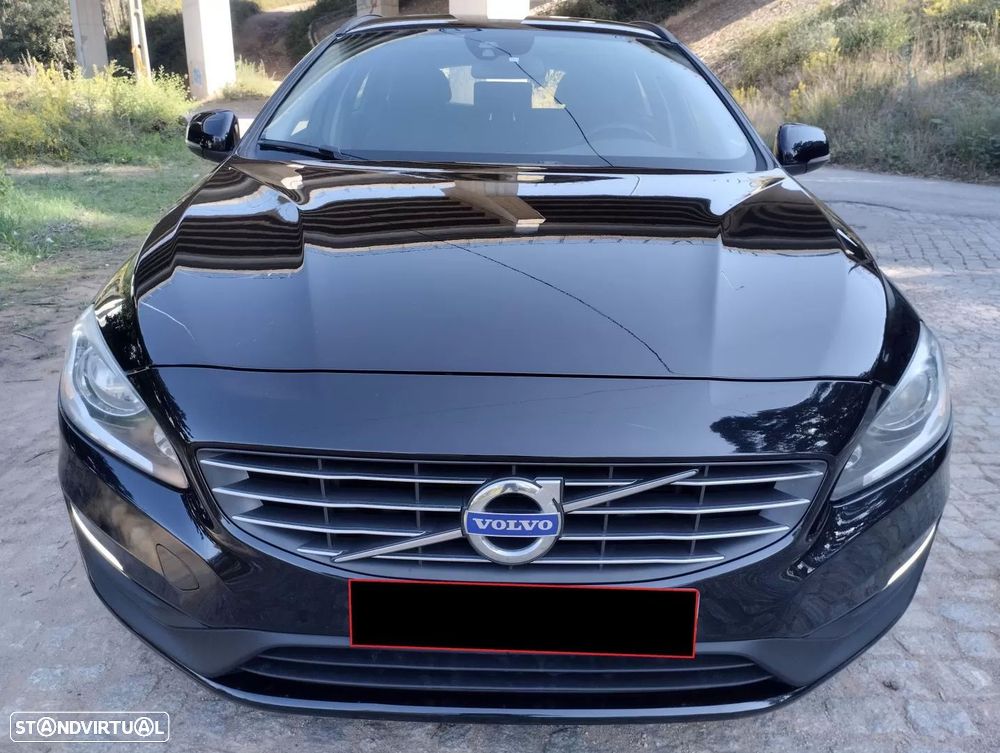 Volvo V60 2.0 D4 Momentum Eco Geartronic - 3