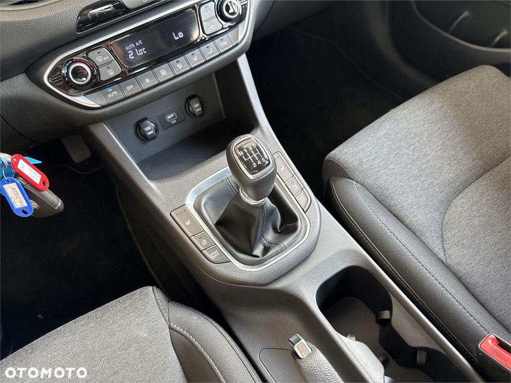 Hyundai i30 - 16